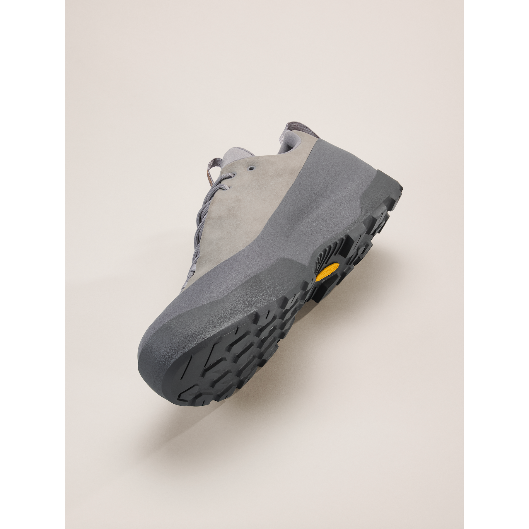 Arc'teryx Men's Konseal GTX | Void/Cloud